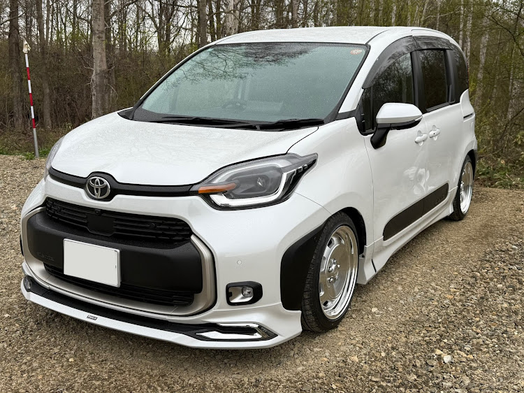 シエンタのやりすぎない美学・workwheels・Seeker DT・GWっておいしいの？・Largusに関するカスタム事例の投稿画像2枚目