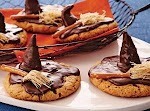 Melted Witch Cookies was pinched from <a href="http://www.holidaycottagepage.com/melted-witch-cookies-2/" target="_blank">www.holidaycottagepage.com.</a>