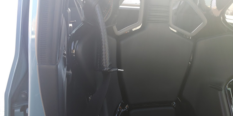 タフトのRMS 2700G・レカロフルバケットシート・タフト・RECARO PRO RACER RMS・LA910レカロに関するカスタム事例の投稿画像10枚目