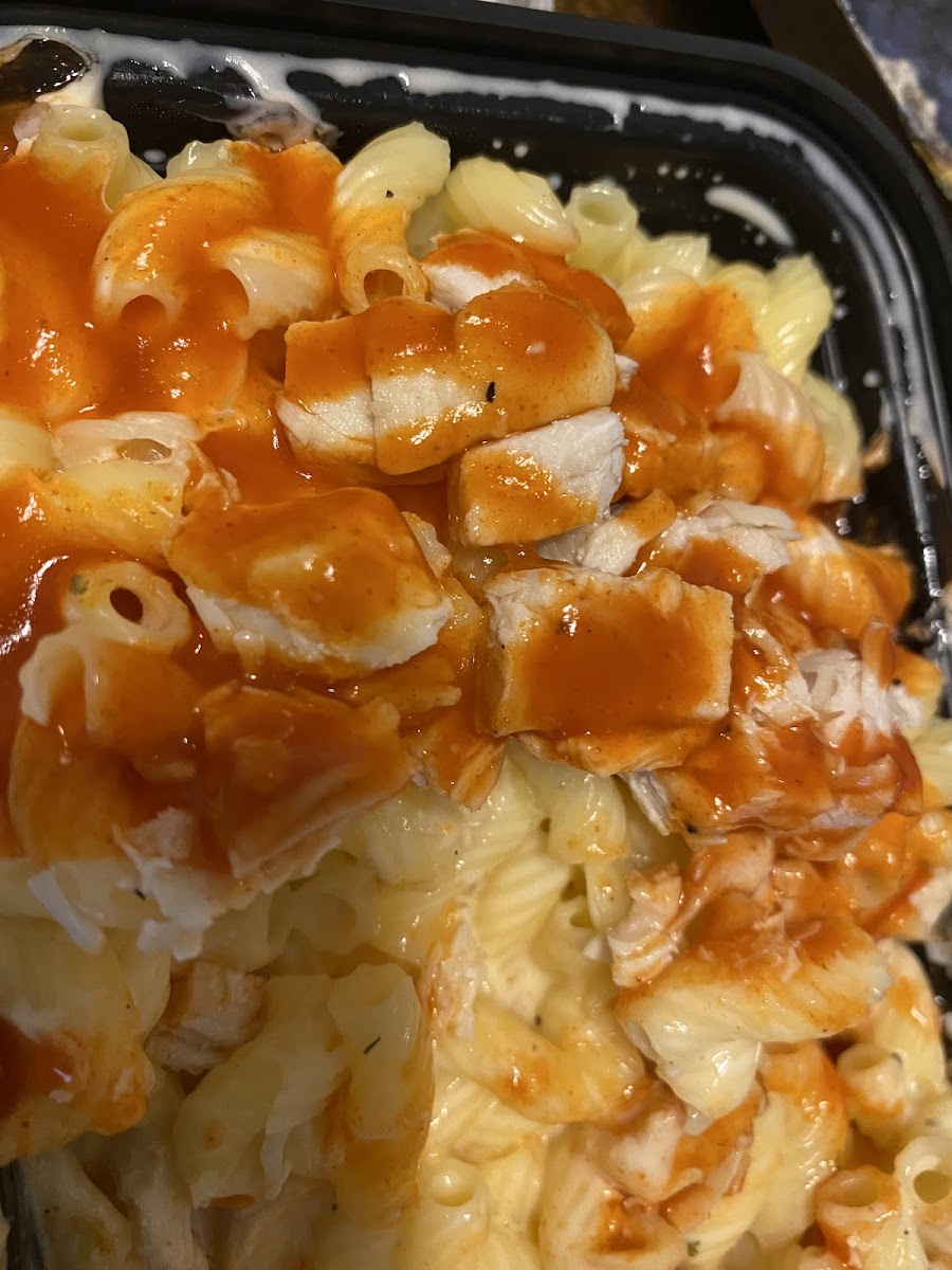 GF Buffalo chicken Mac and cheese