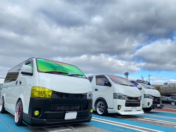 ハイエースバンの😎A君😎さんが投稿したカスタム事例の投稿画像1枚目