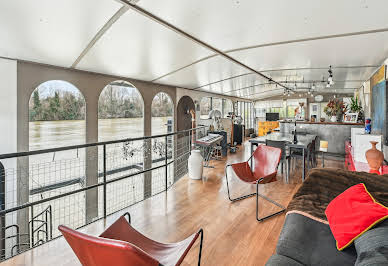 Houseboat 2