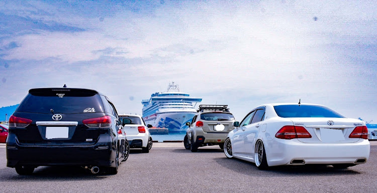XVのウィッシュ・クラウン・m135i・ダイヤモンドプリンセス・まっつんさんデカい～に関するカスタム事例の投稿画像4枚目