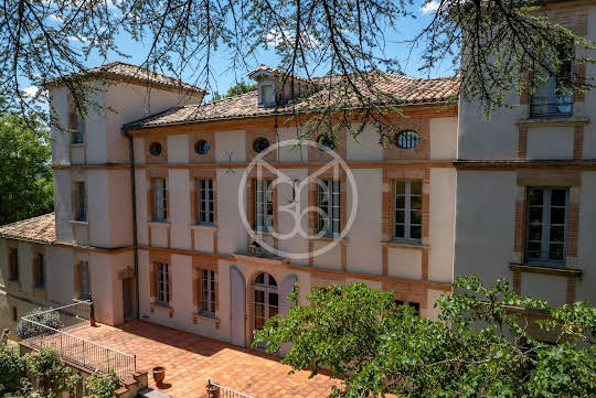 Vineyard with pool and outbuildings