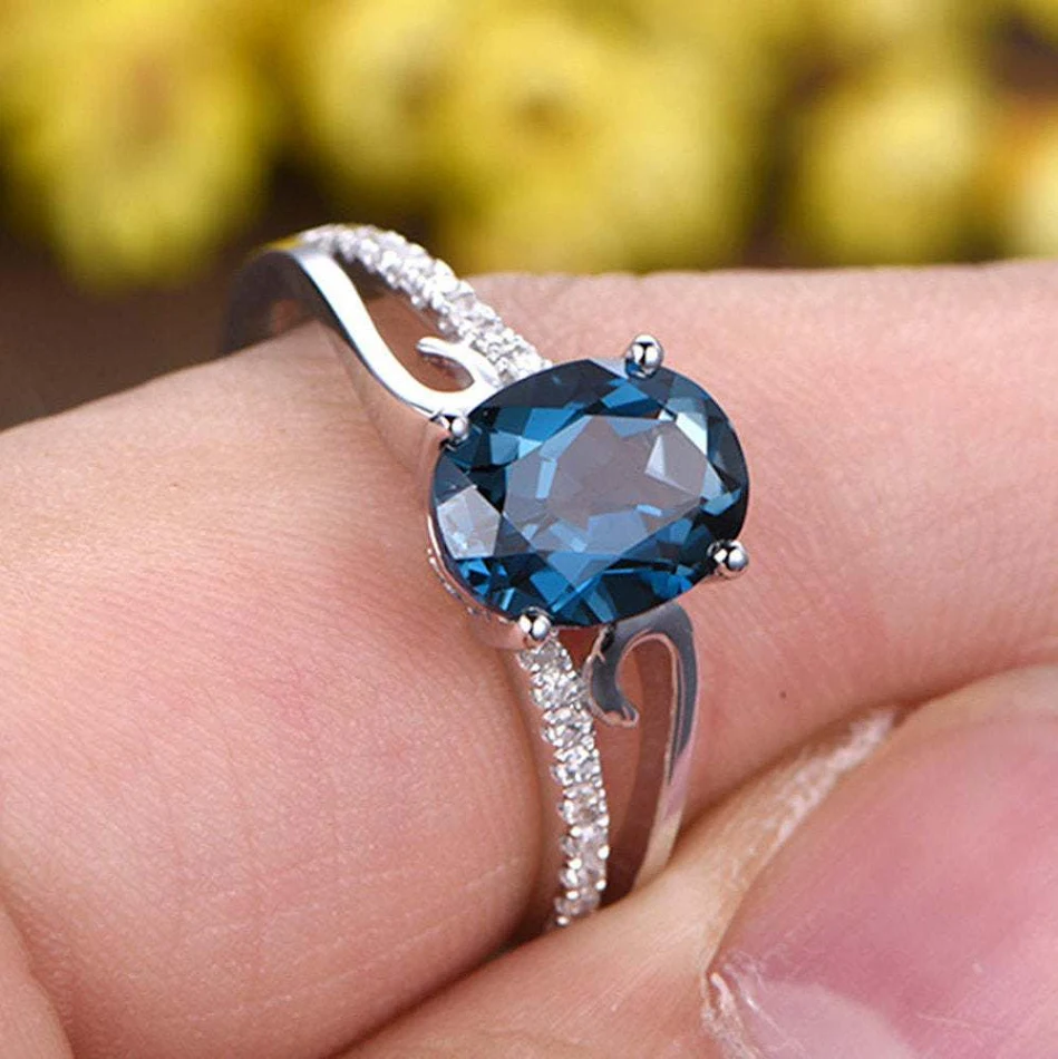 Bague Court Rétro Style Argent Saphir Blanc Cuivre Une bague élégante et intemporelle, parfaite pour ajouter une touche de raffinement à votre look.