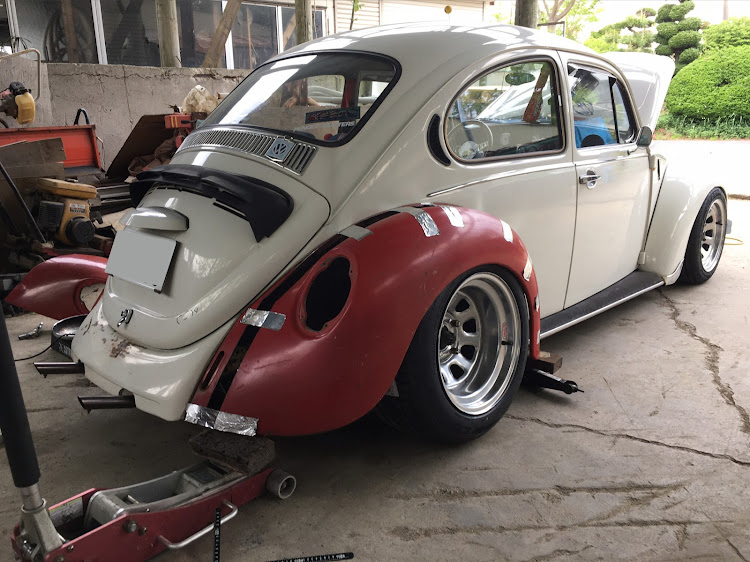 タイプⅠ　ビートルのレッドメモリー・エムズガレージ・DIY・車高調整に関するカスタム事例の投稿画像2枚目