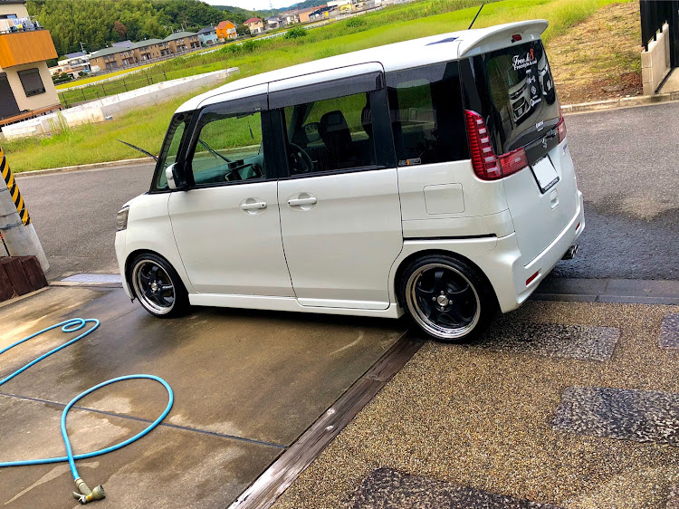 スペーシアカスタムの洗車・スペカス乗りと繋がりたい・スペカス・秋早く来いに関するカスタム事例の投稿画像2枚目
