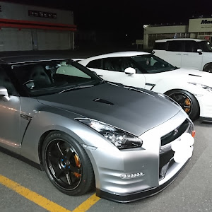 NISSAN GT-R R35