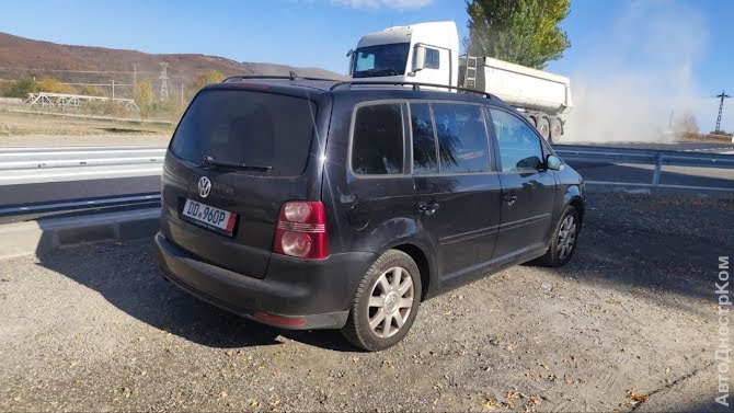 продам авто Volkswagen Touran Cross Touran 1T фото 3