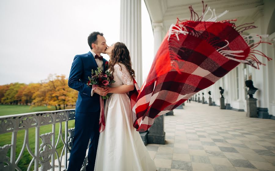 Fotógrafo de casamento Vadim Verenicyn (vadimverenitsyn). Foto de 7 de fevereiro 2017