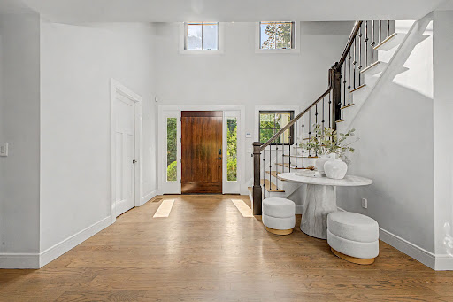 Buy this luxury house in Greenwich (United States) with garden and terrace
