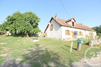 ferme à Creuzier-le-Neuf (03)