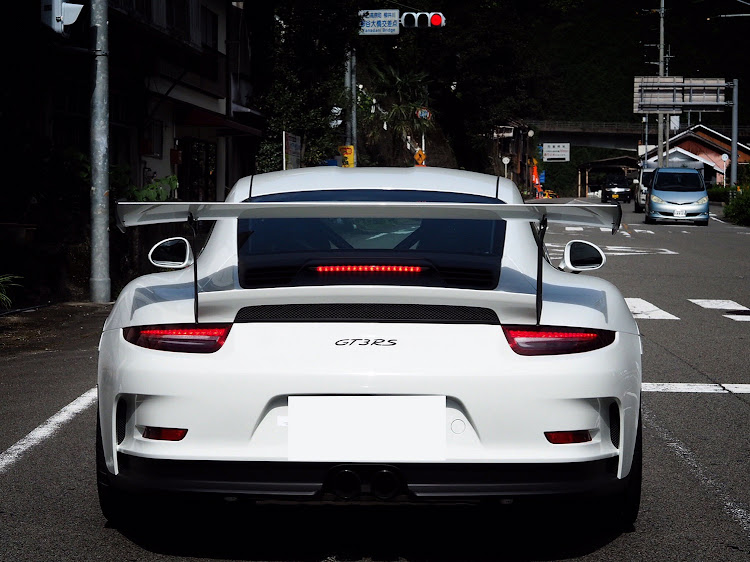 myoさんが投稿したポルシェ・GT3RS・ボクスター・白・走行写真に関するカスタム事例の投稿画像1枚目