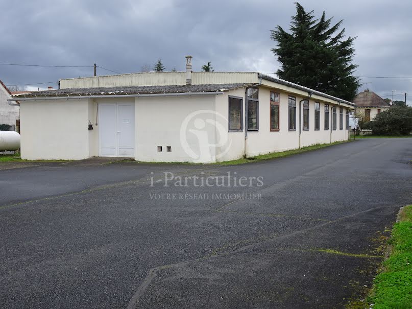 Vente locaux professionnels  2850 m² à Romorantin-Lanthenay (41200), 532 000 €