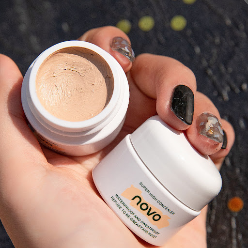 Title 3, Canakin Concealer Monochrome Shading Cream. Fla...