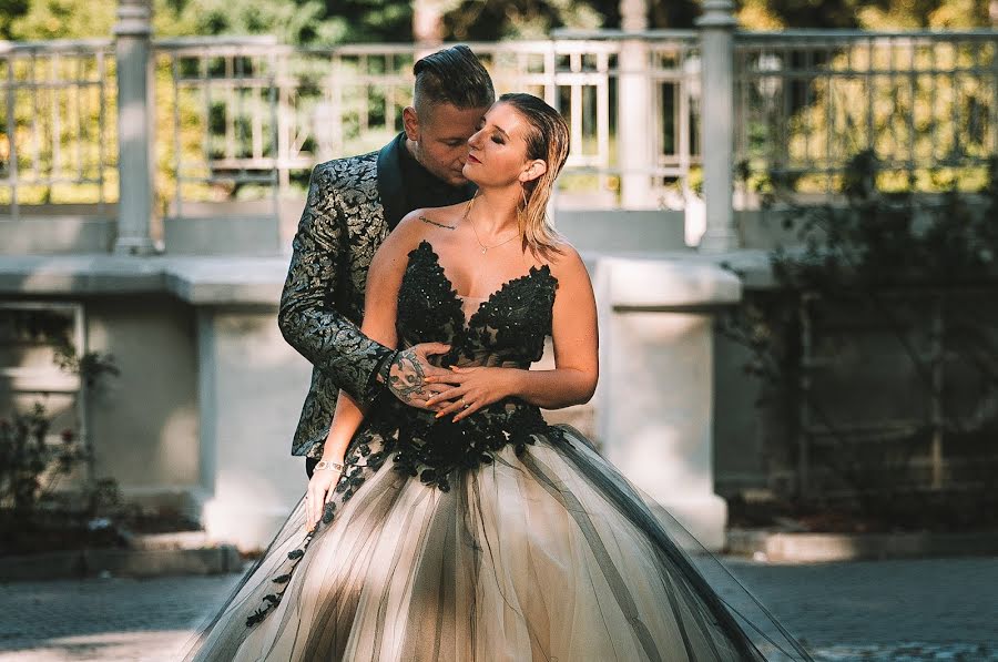Nhiếp ảnh gia ảnh cưới Łukasz Majkowski (majkowskifoto). Ảnh của 30 tháng 12 2019