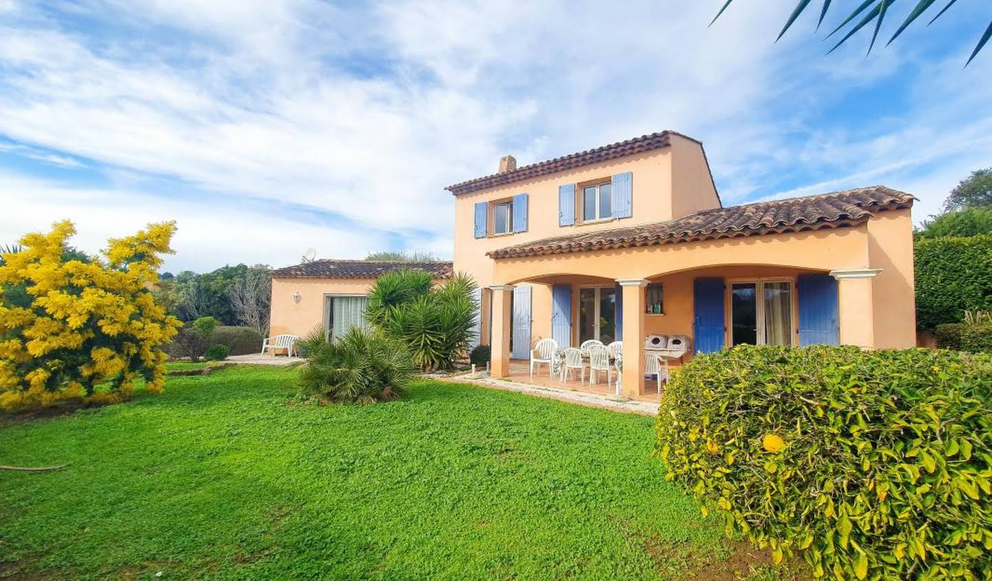 Villa avec piscine et terrasse Biot