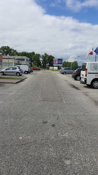 Location  parking  12 m² à Bordeaux (33000), 51 €