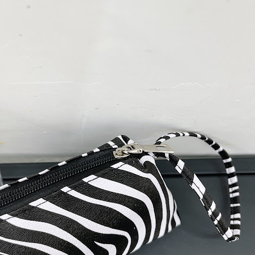 Title 7, Striped Shoulder Chain Crossbody Jelly Bag, a s...