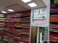 Aarti Sarees House Of Designer Sarees photo 3