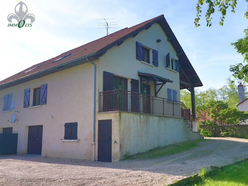 Vente maison 5 pièces 132.2 m² à Pouilly-sur-Saône (21250), 195 000 €
