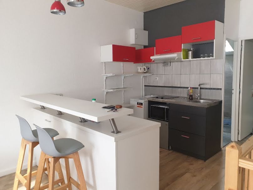 Location meublée appartement 2 pièces 42 m² à Nancy (54000), 630 €