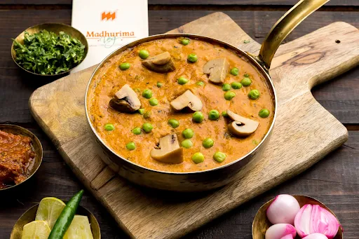 Mushroom Matar Masala