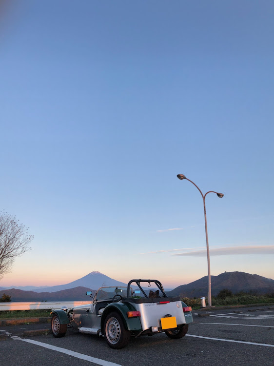 セブン160のcaterham・ケーターハム・セブン160・大観山・日の出に関するカスタム事例の投稿画像1枚目
