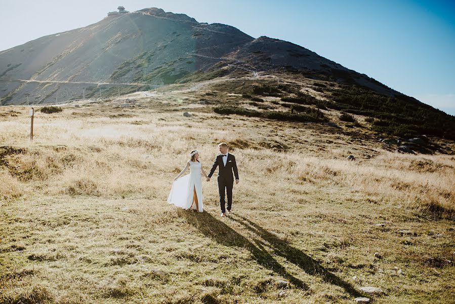 結婚式の写真家Agnieszka Werecha-Osińska (tiamofoto)。2018 8月13日の写真