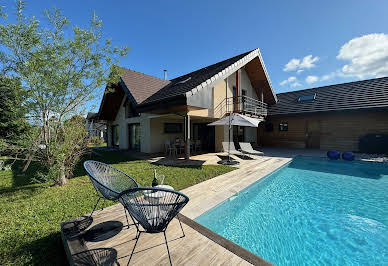 House with pool and terrace 12