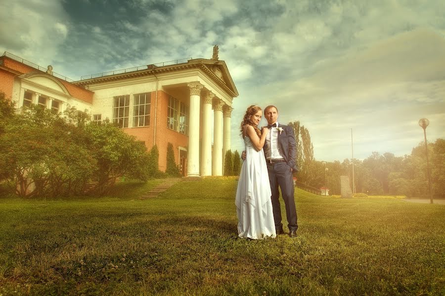 Fotógrafo de casamento Timofey Bogdanov (pochet). Foto de 20 de junho 2015