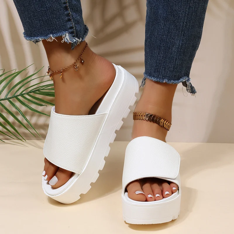 Muffin Platform Klittenband Sandalen voor dames, comfortabel en gemakkelijk aan te trekken. Perfect voor de zomer, stijlvol en met extra hoogte.