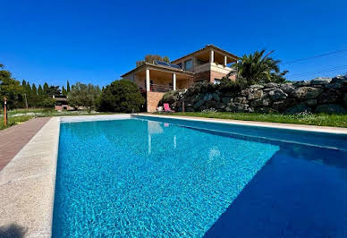 Villa with pool and terrace 2