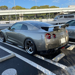 NISSAN GT-R R35