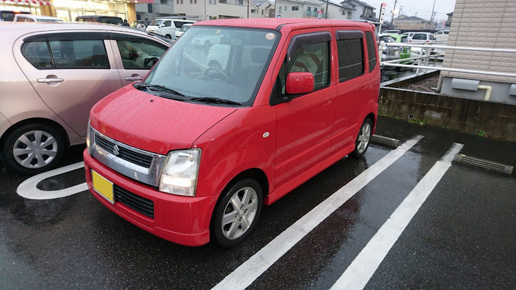 めるきさんが投稿したワゴンR・代車紹介・久しぶりのAT・赤色に関するカスタム事例の投稿画像1枚目
