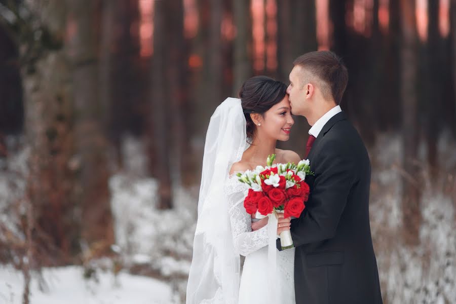 Fotografo di matrimoni Denis Bufetov (denisbuffetov). Foto del 31 dicembre 2016