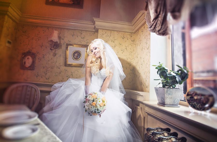 Wedding photographer Oleg Vorozheykin (oleg7art). Photo of 7 October 2014