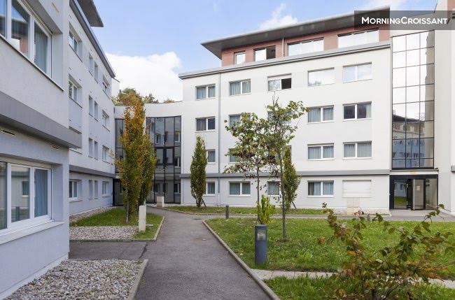 Location meublée appartement 1 pièce 19 m² à Annecy (74000), 990 €