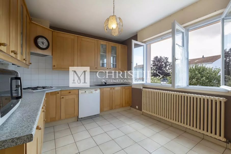 Vente maison 7 pièces 173.17 m² à La Rochelle (17000), 646 600 €