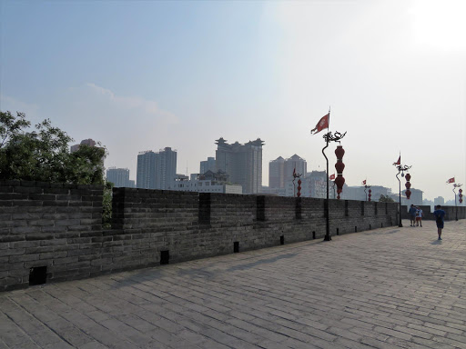 Xi'an City wall bike ride China 2016