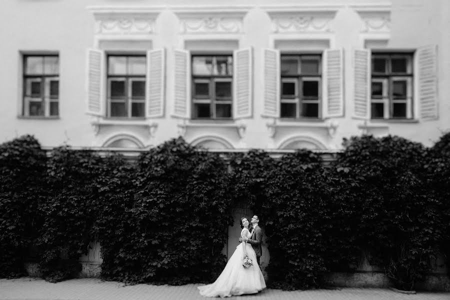 Fotógrafo de casamento Aleksandr Yarovikov (yrvkv). Foto de 9 de fevereiro 2016