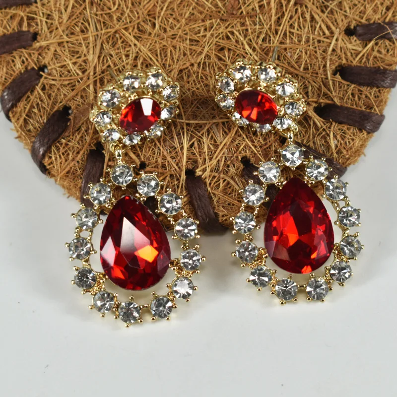 Title 5, Retro Debutante stijl oorknopjes met strass, pa...