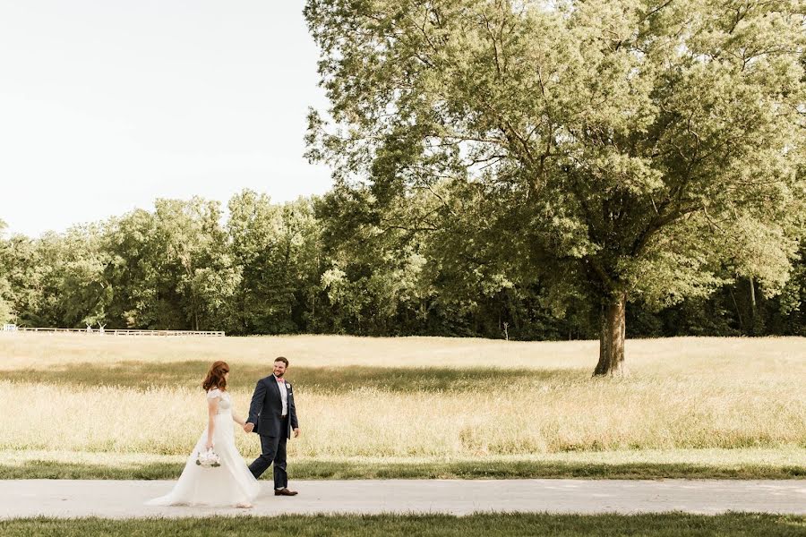 Fotografo di matrimoni Brandilynn Aines (brandilynnaines). Foto del 7 settembre 2019