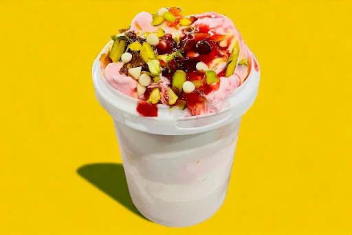 Pista Gulkand Fantasy Sundae