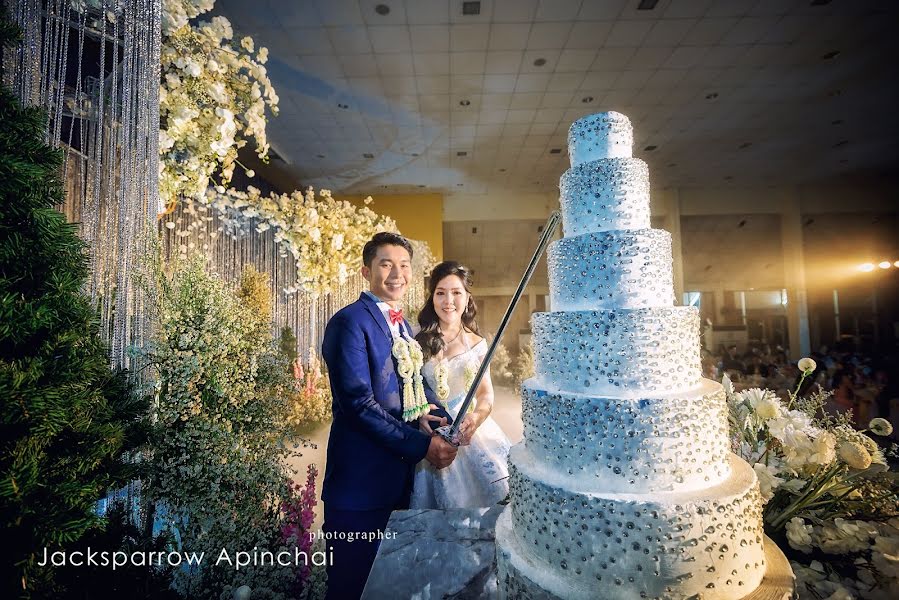 Fotógrafo de casamento Apinchai Makkesorn (apinchai). Foto de 7 de setembro 2020