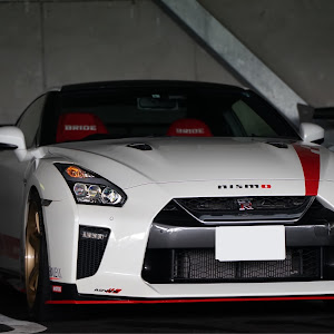 NISSAN GT-R R35