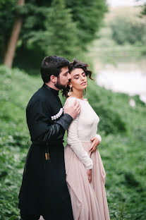 Wedding photographer Aleks Sukhomlin (twoheartsphoto). Photo of 18 August 2020