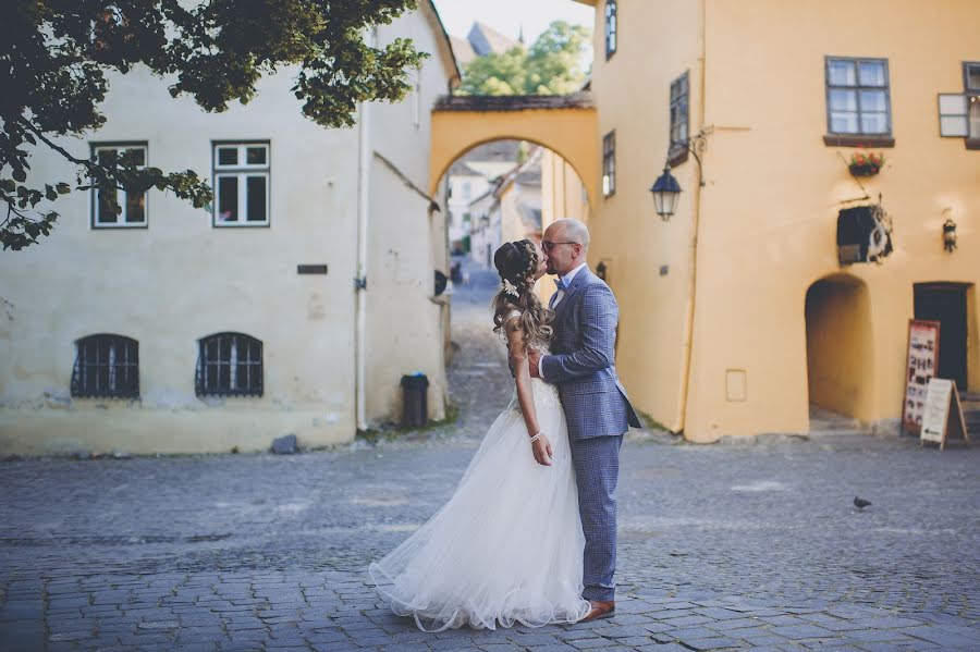 Fotógrafo de casamento Csibi Gellért (csibigellert). Foto de 12 de julho 2016