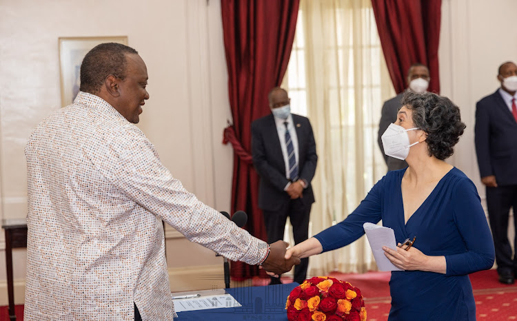 President Uhuru Kenyatta and Ambassador Ana Filomena da Costa Rocha of Portugal on Friday, May 13,2022.
