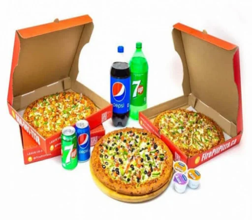 Mexican 6 Cheese Capsicum Pizza (7inch) + 6 Paneer Parcel + 6 Coke